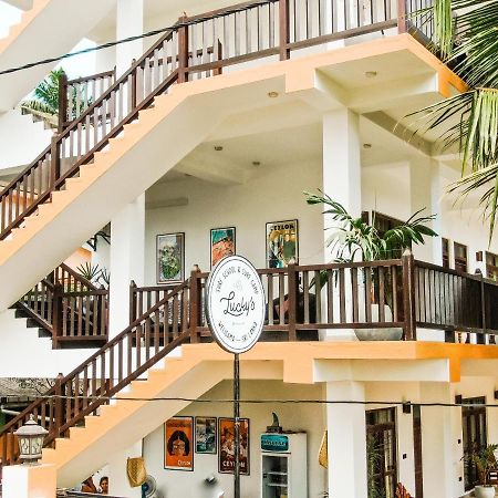 Lucky'S Surf Camp Bed and Breakfast Weligama Buitenkant foto