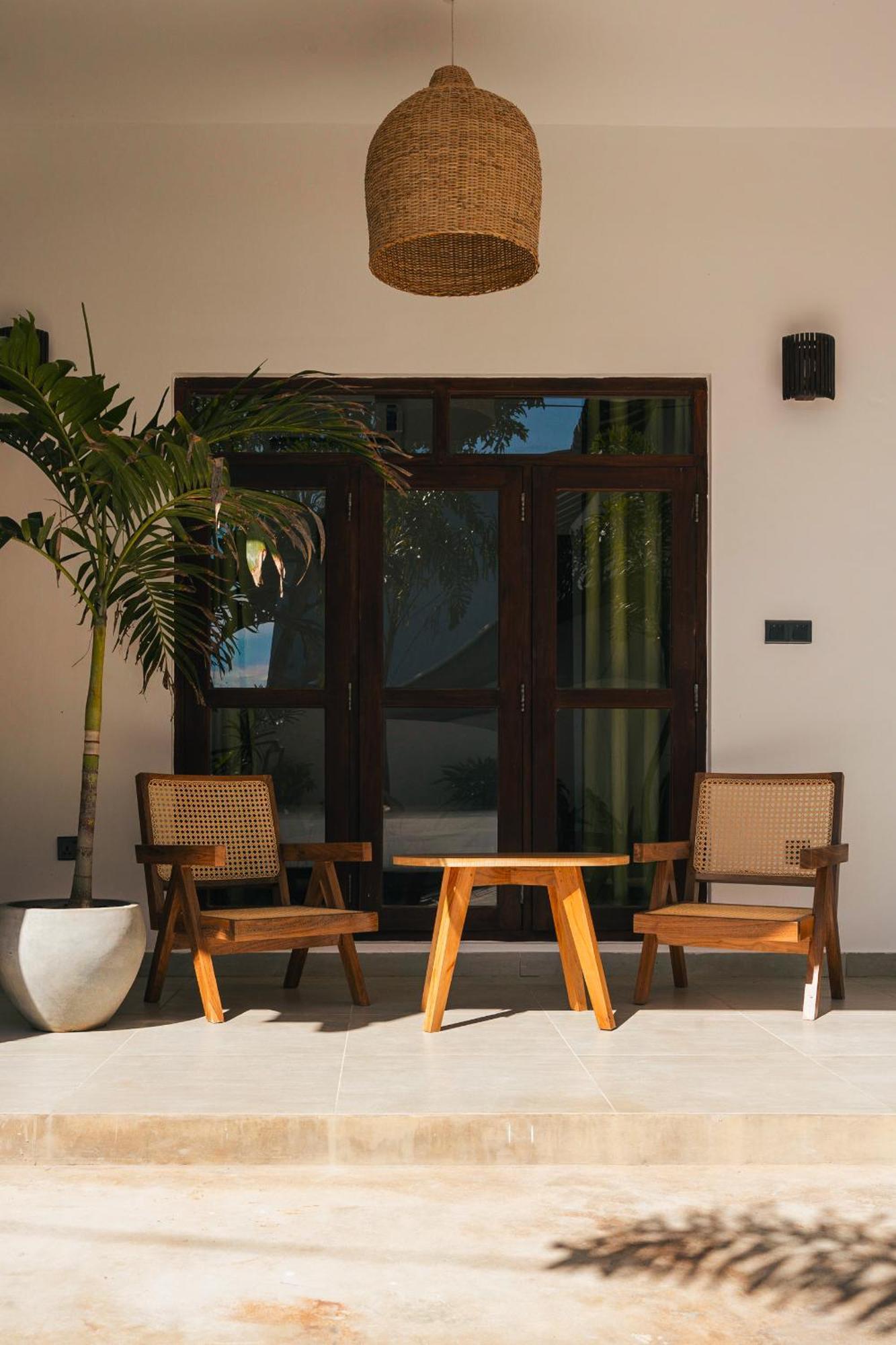 Lucky'S Surf Camp Bed and Breakfast Weligama Buitenkant foto